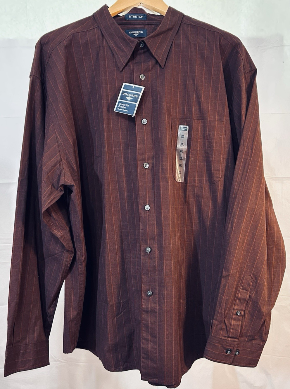Dockers NWT Men’s Button Up Long Sleeve Merlot 2XL